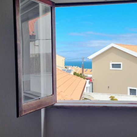 Family Surf Home - Hostel Мафра Екстериор снимка