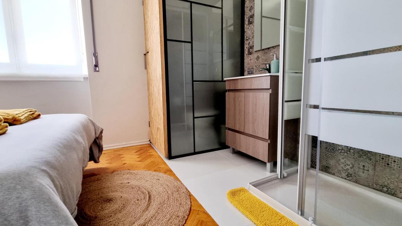 Family Surf Home - Hostel Мафра Екстериор снимка